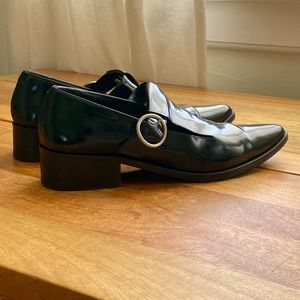 Freda Salvador Khalo Shoe